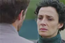 Elsa apprend que son frère était à la dérive avant sa mort !