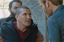 Plus belle la vie en avance : Karim tabassé et Elsa prise en otage !