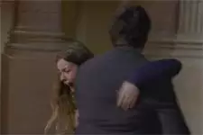 Voici la réaction d?Océane qui découvre le corps de Claire !