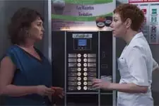 Jeanne avoue à Babeth avoir enfin fait l?amour avec Michaël