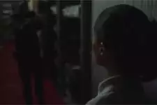 Samia en danger de mort lors d?un terrible incendie au commissariat du Mistral !