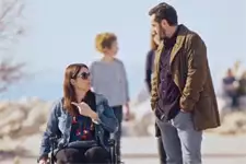 Francesco révèle à Luna pourquoi il s’est inscrit sur un site de rencontres !