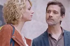 Clément révèle à Coralie être au courant de sa liaison avec Théo !