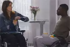 Mouss explique à Luna que le sexe c?est compliqué pour les handicapés