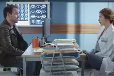 ALERTE PLUS BELLE LA VIE ! Jean-Paul supplie Léa de sacrifier Pavel pour sauver Irina : « Elle peut pas partir comme ça. Je l’aime »
