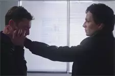 Elsa explique le plan pour sauver Alison à Abdel !