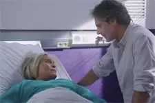 Sacha avoue à sa mère qu’il aimerait retrouver Paul Simonian !