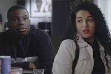 Mila REFUSE que Mouss l’accompagne au cinéma !