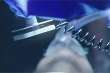 Plus belle la vie en avance : ALERTE ! Pavel en arrêt cardiaque !