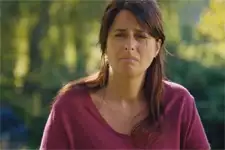 Luna avoue à Mouss qu’elle souffre terriblement