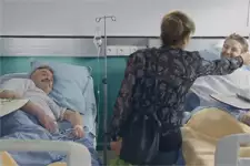 Nathan et Blanche tentent de remonter le moral à Rochat !