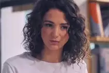 INDISCRÉTION : Emma va bientôt se mettre Vincent et César à dos !