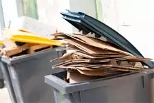 INDISCRÉTION : TERRIBLE DÉCOUVERTE chez Pavel !