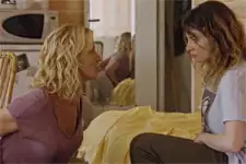 Céline fait une nouvelle proposition à Nell !