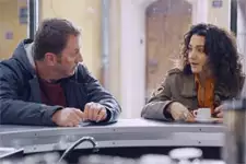 Jérôme apprend une info flippante par Emma !