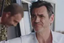 Patrick trouve que l?amitié entre Babeth, Jeanne et Luna est envahissante