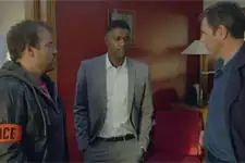 Patrick interroge Djawad après la découverte du corps d?Anémone