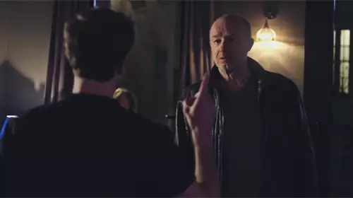 Intrigues Plus belle la vie : Jimmy Moon fait une proposition inattendue à Léo !