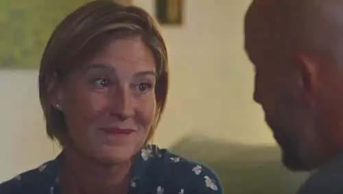 Plus belle la vie en avance : laetitia rompt avec valentin et se remet avec sébastien - le résumé de l'épisode 4160 du 27 novembre 2020 (vidéo France 