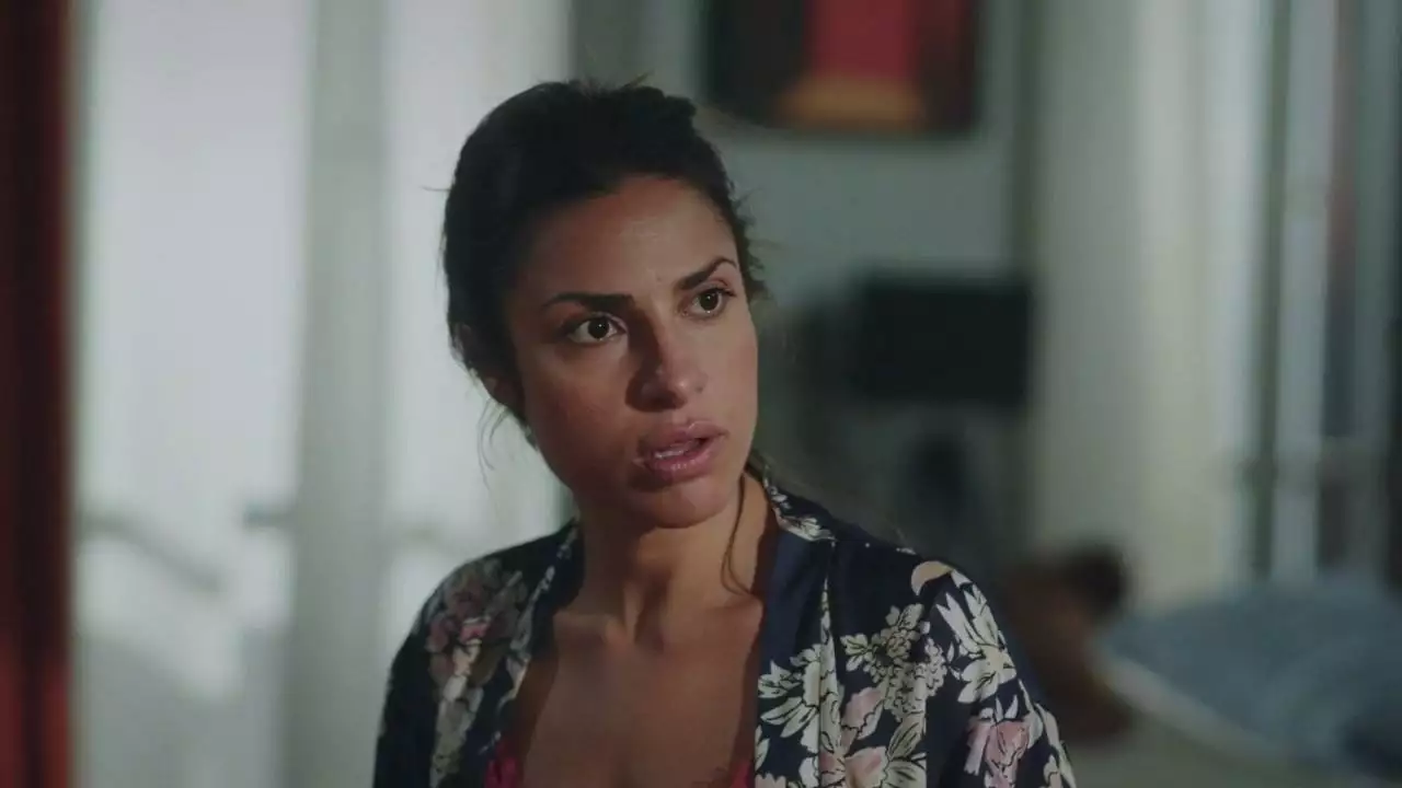 Plus belle la vie Indiscrétion : Vidal est-il alcoolique ? Plus belle la vie Indiscrétion : Vidal est-il alcoolique ?