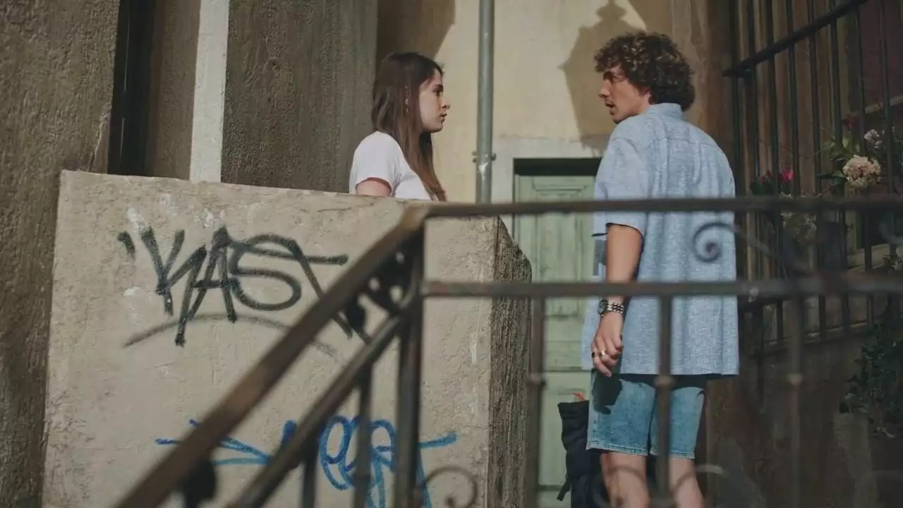 Plus belle la vie Indiscrétion : Le voyage risqué de Lola ? Plus belle la vie Indiscrétion : Le voyage risqué de Lola ?