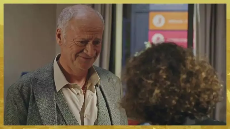 Indiscrétion : Que cache le nouveau commissaire ? Indiscrétion : Que cache le nouveau commissaire ?