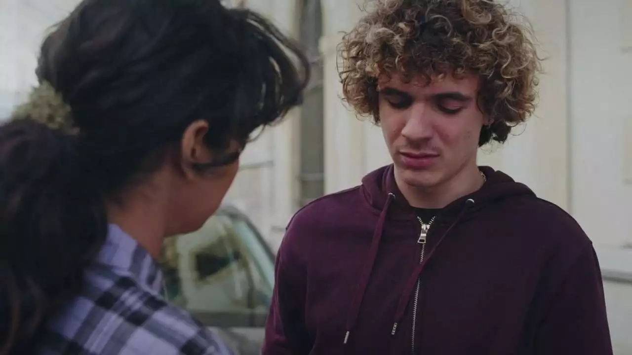 Plus belle la vie Indiscrétion : Kilian supplie Betty de le pardonner Plus belle la vie Indiscrétion : Kilian supplie Betty de le pardonner