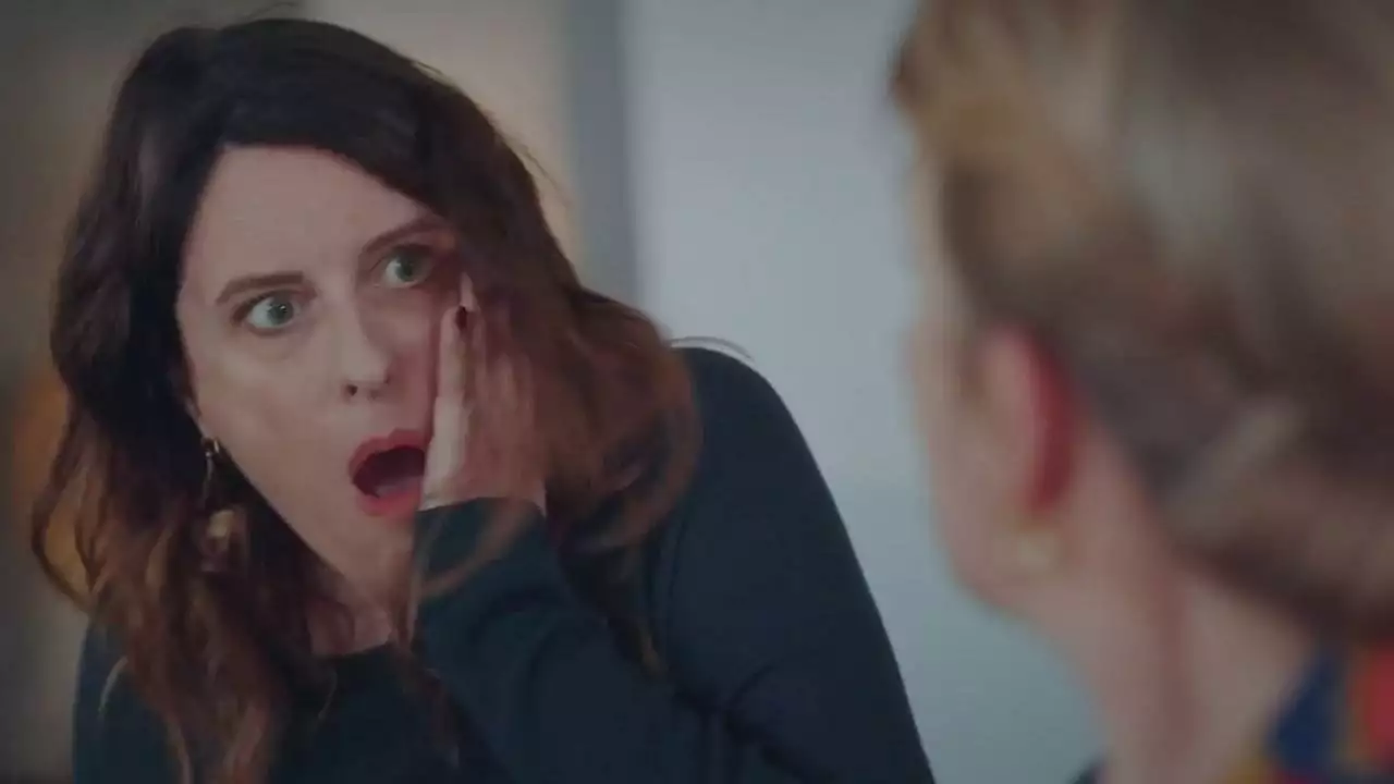 Plus belle la vie Indiscrétion : Luna et Charlotte en viennent aux mains ! Plus belle la vie Indiscrétion : Luna et Charlotte en viennent aux mains !