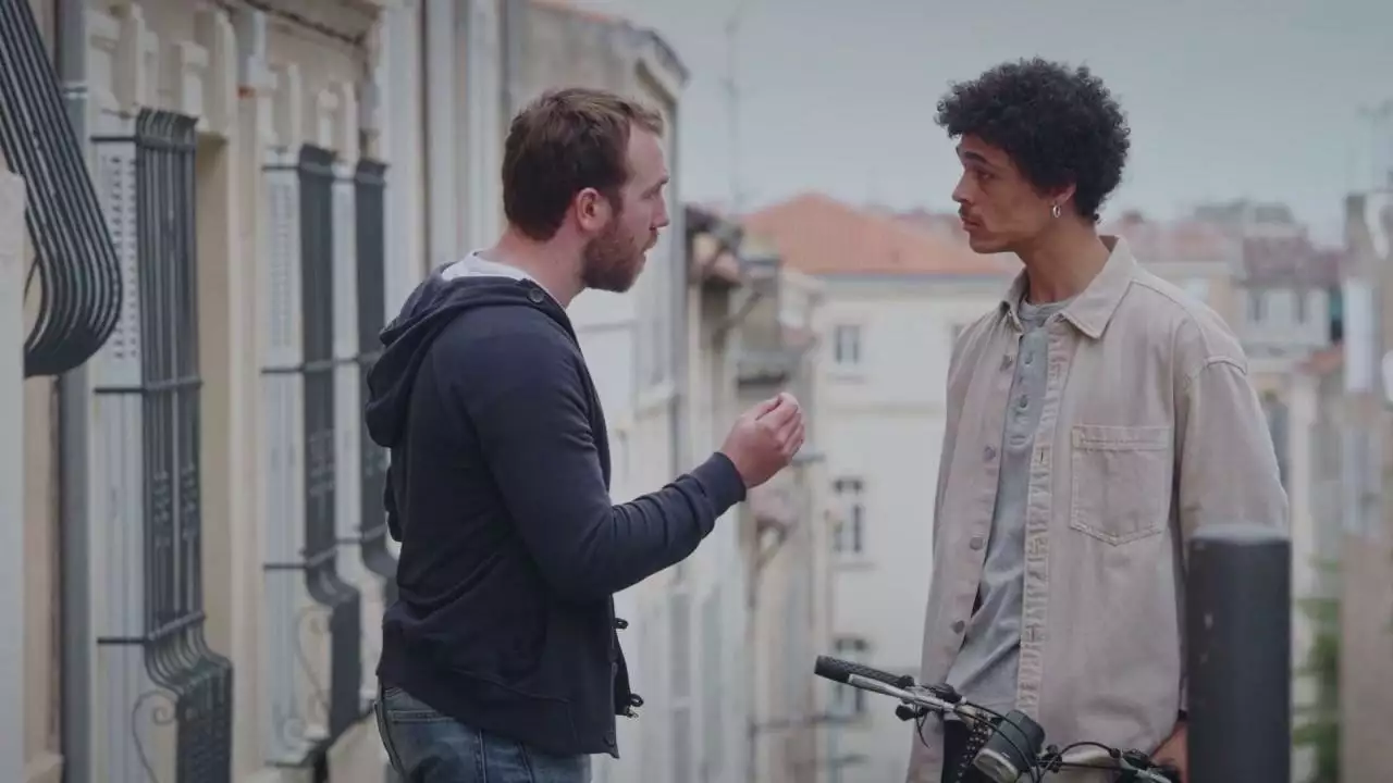 Plus belle la vie Indiscrétion : La révélation choc de Kévin à Baptiste Plus belle la vie Indiscrétion : La révélation choc de Kévin à Baptiste