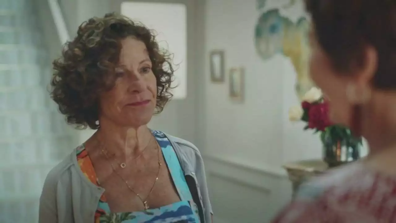 Plus belle la vie Indiscrétion : Qui est le crush de Mirta ? Plus belle la vie Indiscrétion : Qui est le crush de Mirta ?