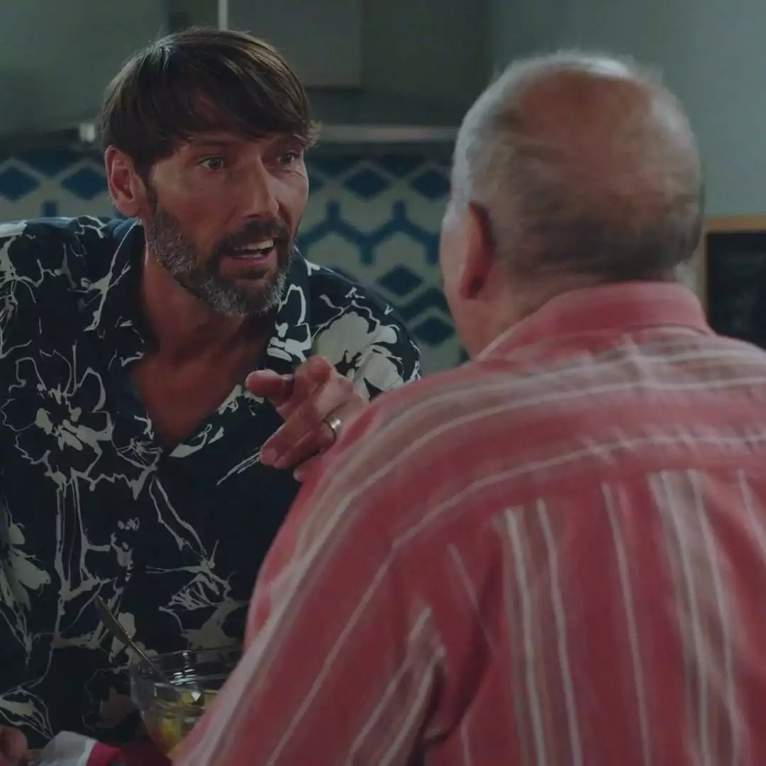 Plus belle la vie Indiscrétion : Thomas prêt à relancer la guerre chez les Marci ? Plus belle la vie Indiscrétion : Thomas prêt à relancer la guerre chez les Marci ?