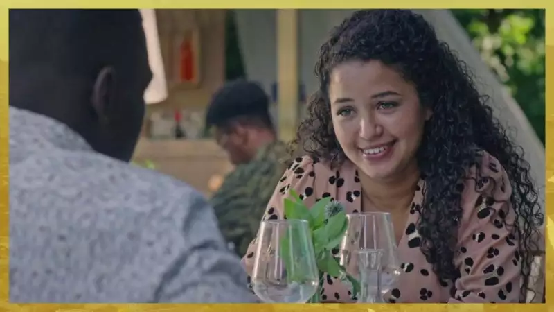 Indiscrétion : Le dîner romantique Mouss - Mila : échec ou réussite ? Indiscrétion : Le dîner romantique Mouss - Mila : échec ou réussite ?