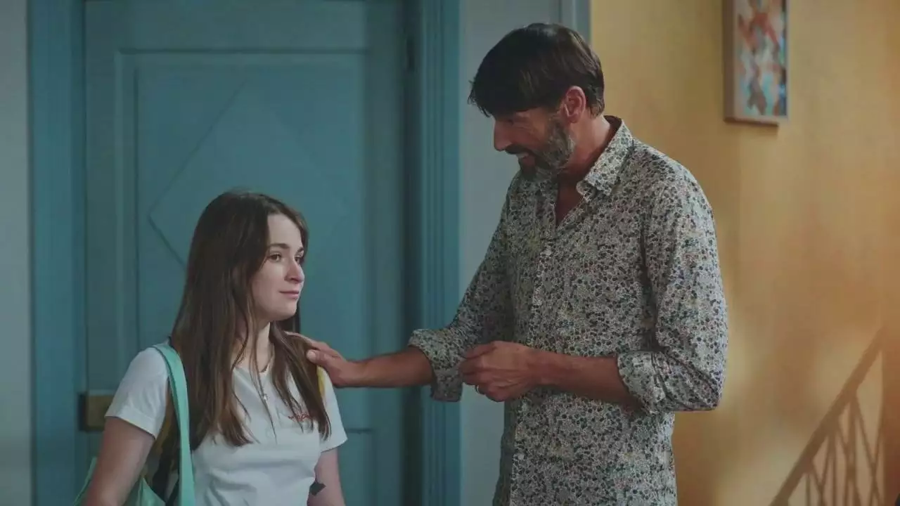 Plus belle la vie Indiscrétion : Lola fait ses adieux Plus belle la vie Indiscrétion : Lola fait ses adieux