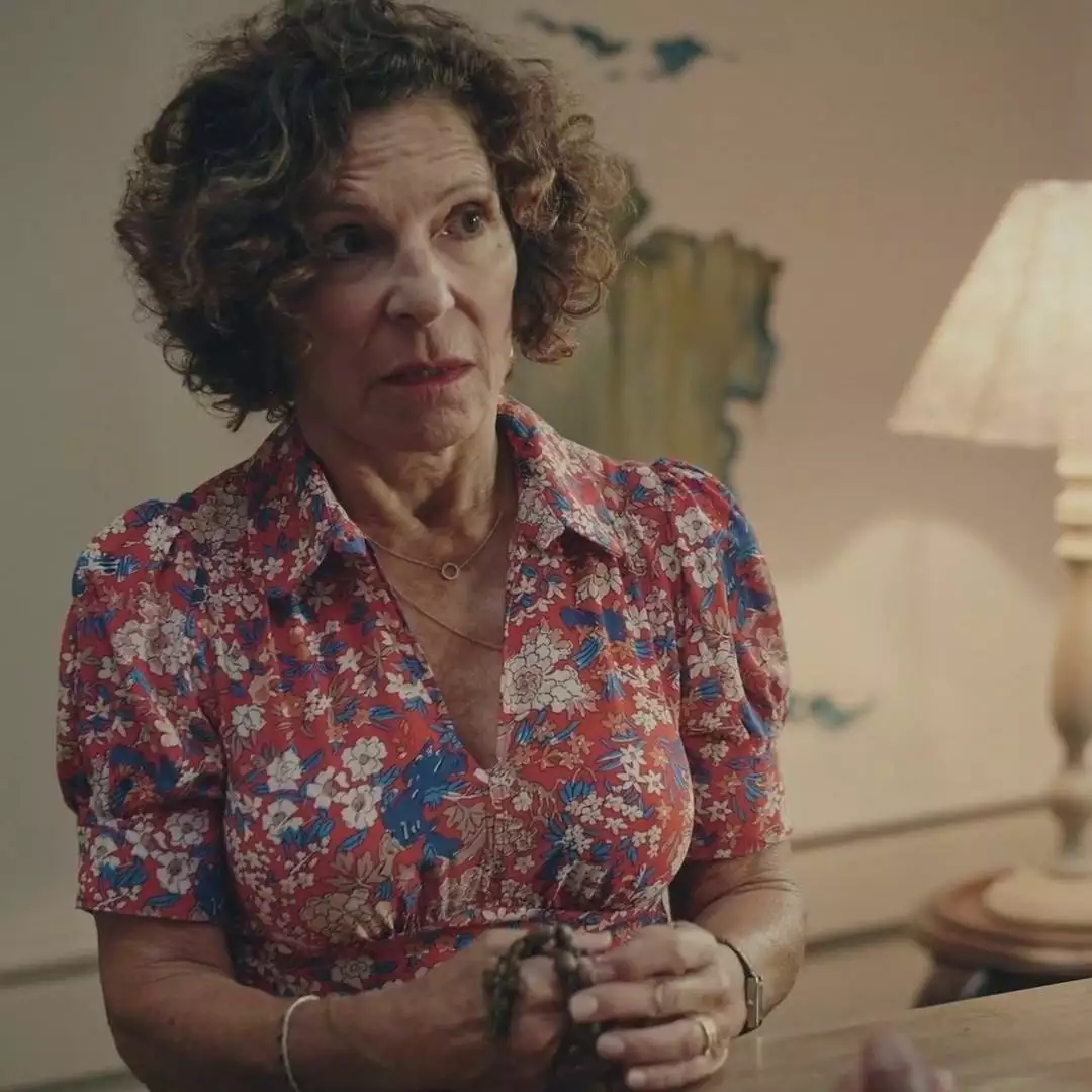 Plus belle la vie Indiscrétion : Mirta va-t-elle abandonner le Père Luc ? Plus belle la vie Indiscrétion : Mirta va-t-elle abandonner le Père Luc ?