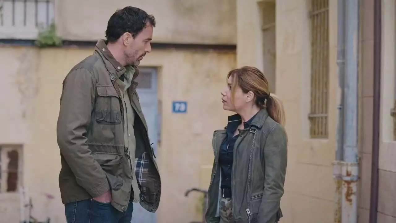 Plus belle la vie Indiscrétion : Jacob gratte des infos sur l'enquête Plus belle la vie Indiscrétion : Jacob gratte des infos sur l'enquête