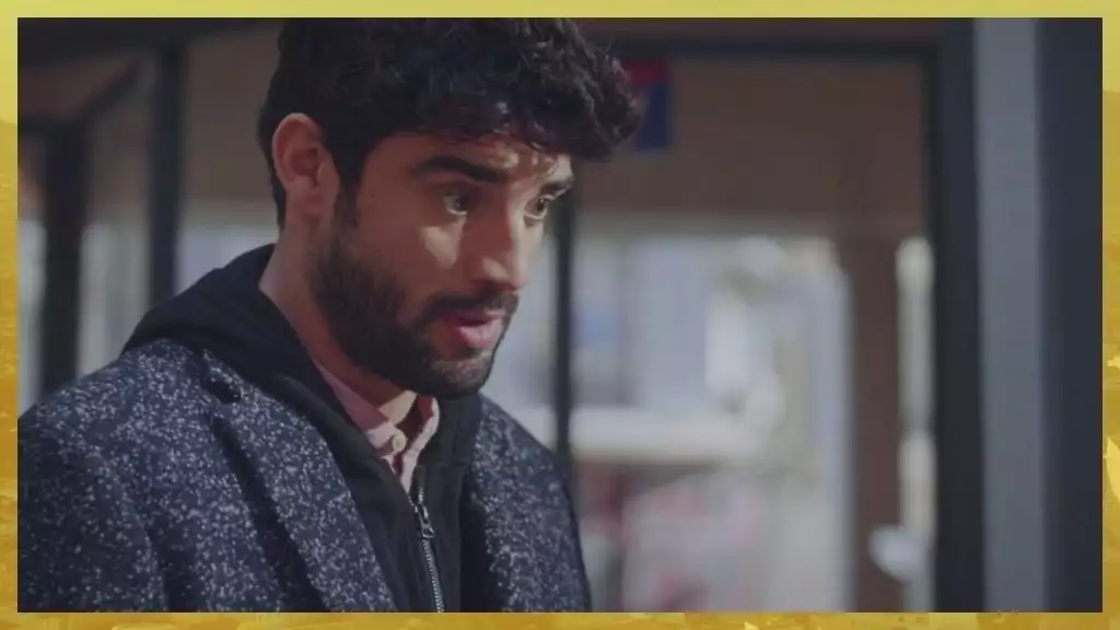 Plus belle la vie Indiscrétion : Rochat est en grave danger ! Plus belle la vie Indiscrétion : Rochat est en grave danger !