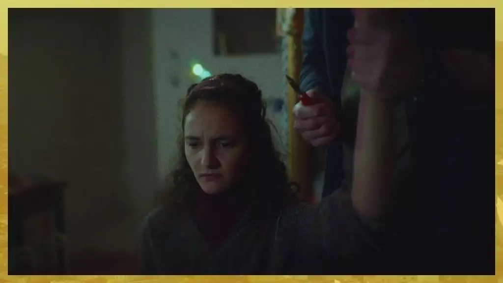 Plus belle la vie Indiscrétion : Quand Jacob torturait Camille Plus belle la vie Indiscrétion : Quand Jacob torturait Camille