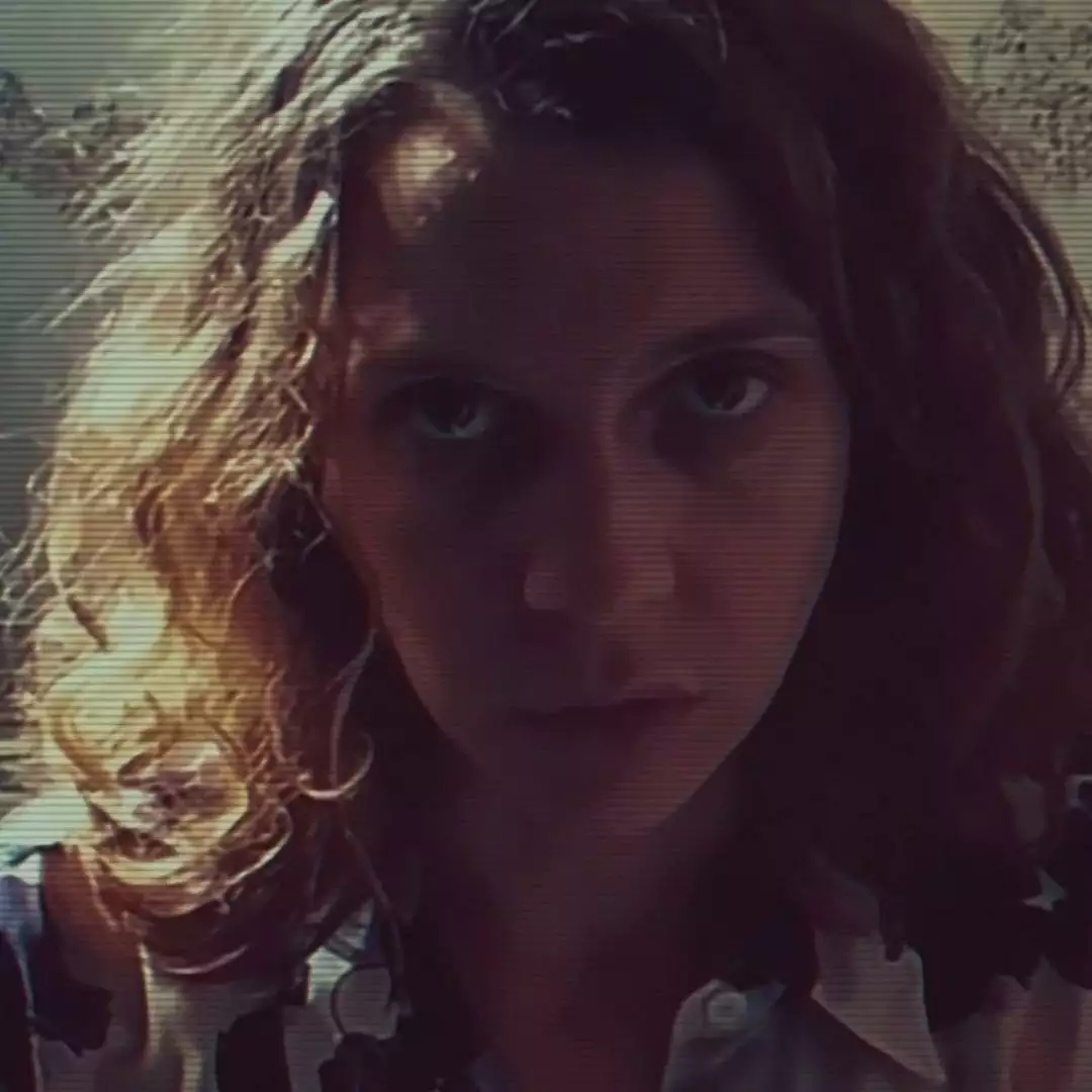 Plus belle la vie Indiscrétion : Jean-Paul va-t-il sacrifier Kévin pour sauver Léa ? Plus belle la vie Indiscrétion : Jean-Paul va-t-il sacrifier Kévin pour sauver Léa ?