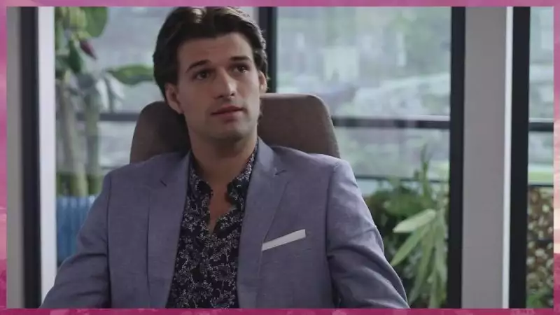 Week-end : César et Barbara se rapprochent Week-end : César et Barbara se rapprochent