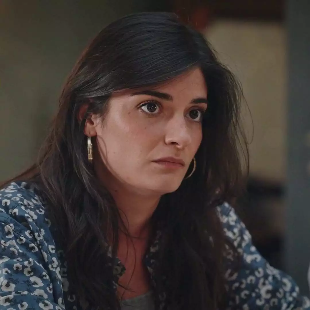 Plus belle la vie Indiscrétion : Sabrina fait face à des souvenirs douloureux Plus belle la vie Indiscrétion : Sabrina fait face à des souvenirs douloureux