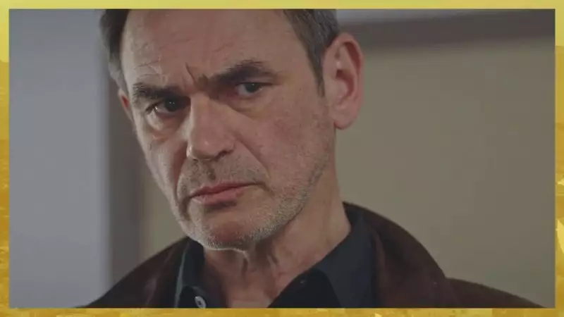 Plus belle la vie Indiscrétion : L...agresseur de Patrick récidive Plus belle la vie Indiscrétion : L...agresseur de Patrick récidive