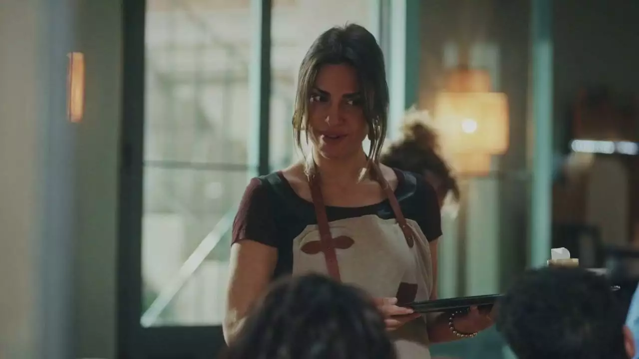 Plus belle la vie Indiscrétion : Sylvia, serveuse ou love coach ? Plus belle la vie Indiscrétion : Sylvia, serveuse ou love coach ?