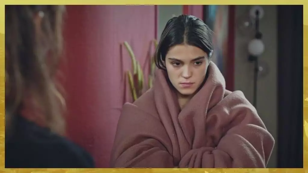 Plus belle la vie Indiscrétion : La descente aux enfers pour Alison Plus belle la vie Indiscrétion : La descente aux enfers pour Alison