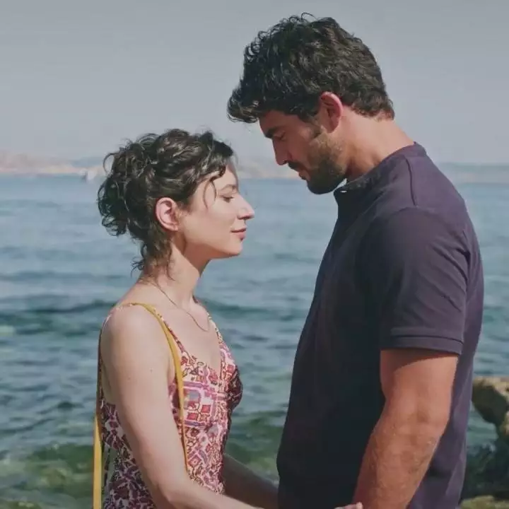 Plus belle la vie Indiscrétion : Que cache Vanessa ? Plus belle la vie Indiscrétion : Que cache Vanessa ?