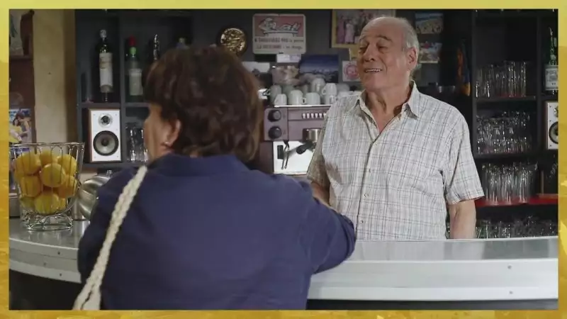 Indiscrétion : Découvrez la nouvelle serveuse du Mistral Indiscrétion : Découvrez la nouvelle serveuse du Mistral