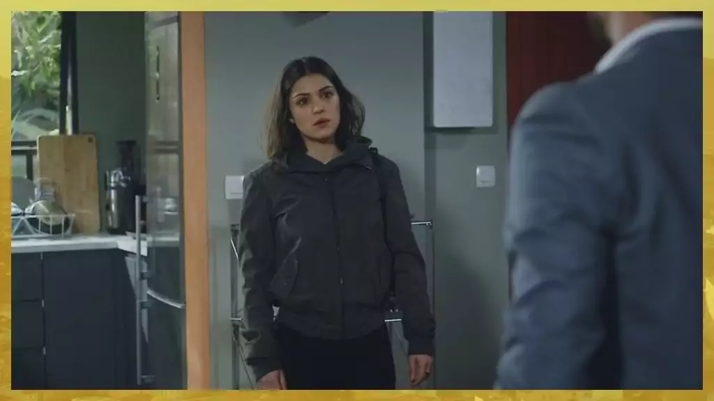 Plus belle la vie Indiscrétion : Alison a découché Plus belle la vie Indiscrétion : Alison a découché