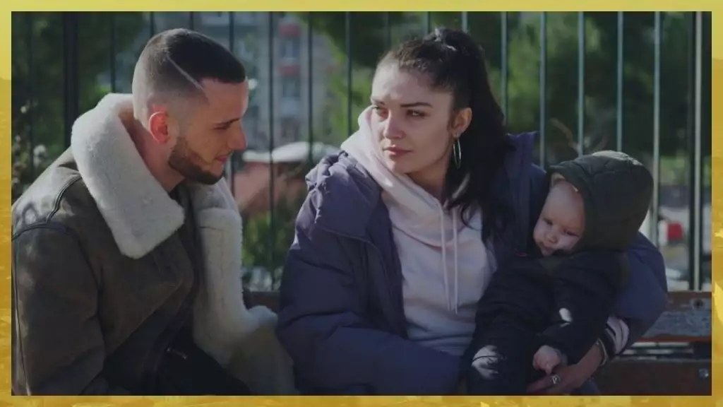 Plus belle la vie Indiscrétion : Raphaël rencontre son vrai père Plus belle la vie Indiscrétion : Raphaël rencontre son vrai père