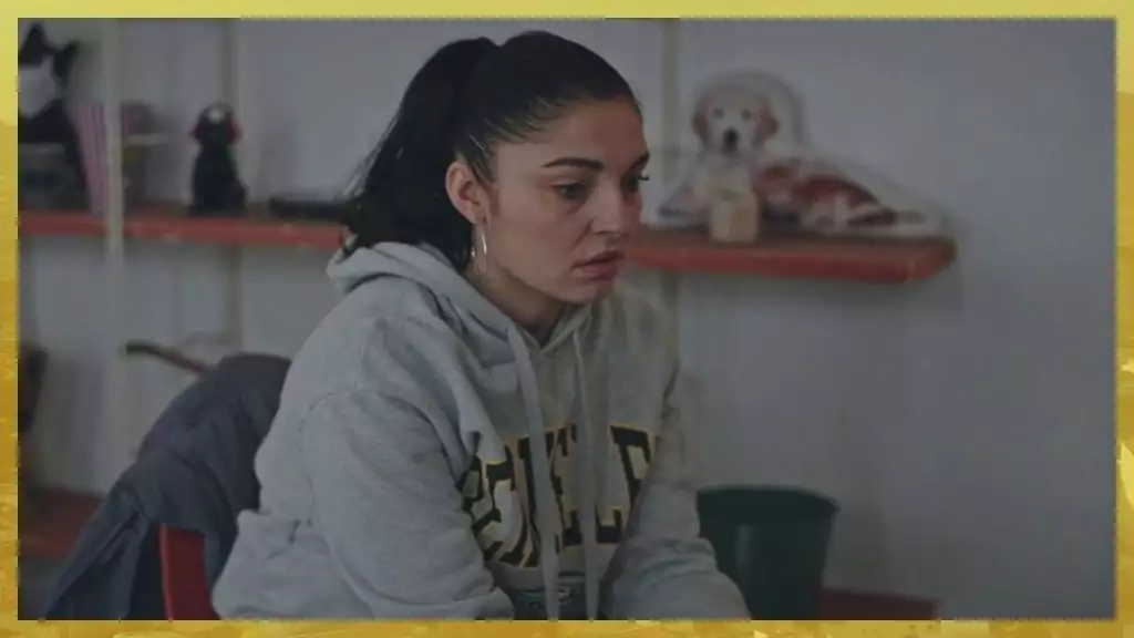 Plus belle la vie Indiscrétion : La double vie de Manon Plus belle la vie Indiscrétion : La double vie de Manon