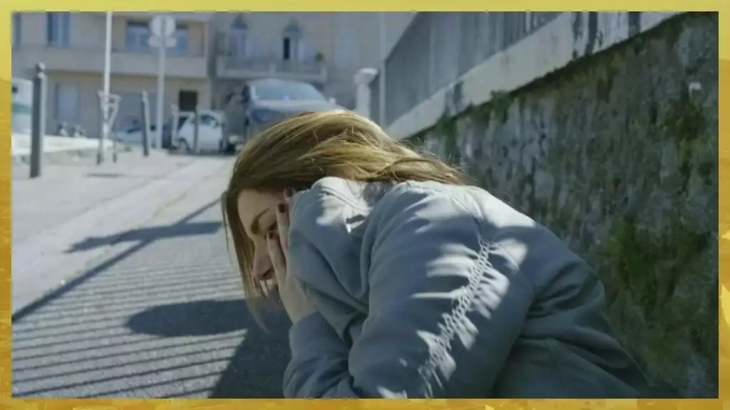 Plus belle la vie Indiscrétion : Ariane tabassée sans que Patrick ne bouge Plus belle la vie Indiscrétion : Ariane tabassée sans que Patrick ne bouge