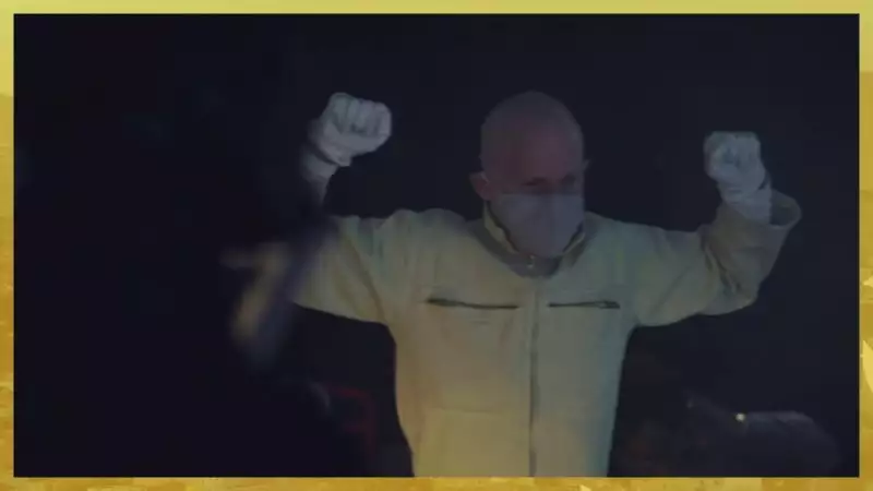 Indiscrétion : La police lance l'assaut contre la mutinerie Indiscrétion : La police lance l'assaut contre la mutinerie